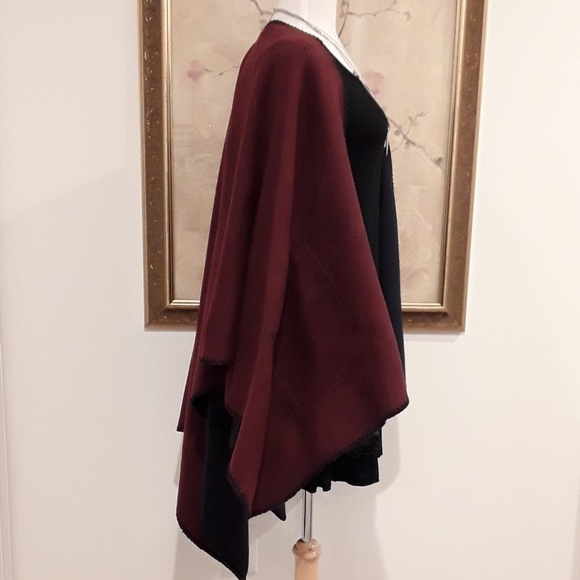 NEW Cozy Warm Soft  Reversible  Poncho Wrap - Picture 6 of 9